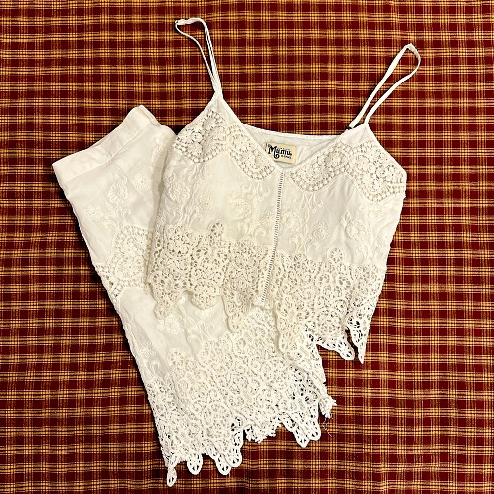 Woman’s Show Me Your Mumu White Lace Two Piece Skirt And Tank Set